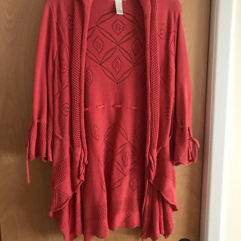 Lightweight cardigan sweater